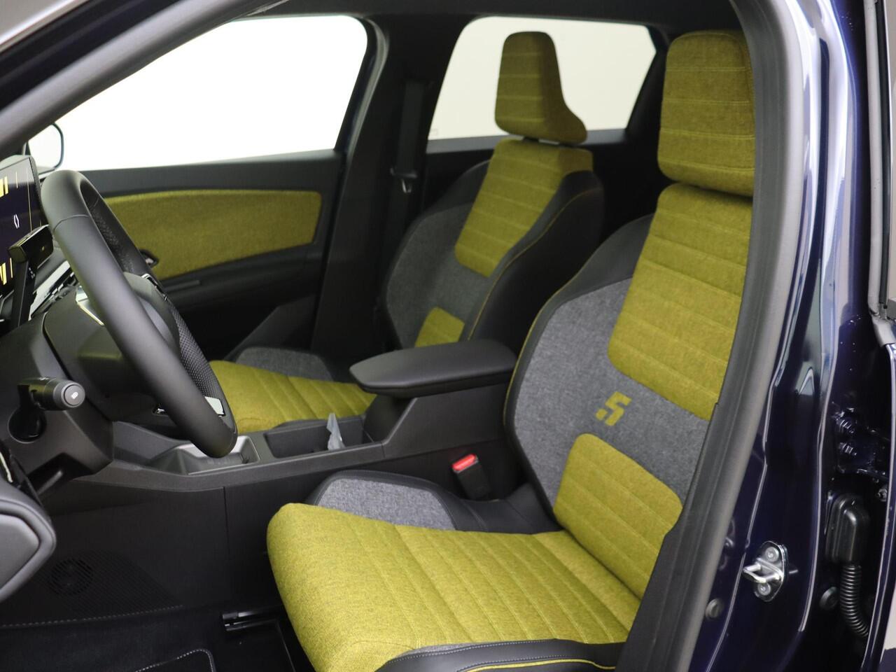 Renault 5 E-TECH comfort range iconic cinq 52 kWh | Pack Safety & Advanced Driving Assist | Pack Harman Kardon premium sound |