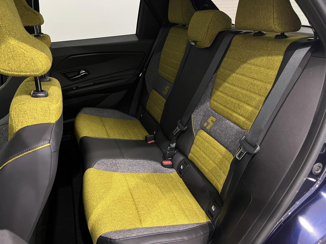Renault 5 Iconic Cinq 52 kWh | Harman Kardon | Pack Safety & Advanced Driving Assist | Adapter V2L, energie naar extern apparaat | Van: ¤36.859,- nu rijklaar voor: ¤ 35.359,-