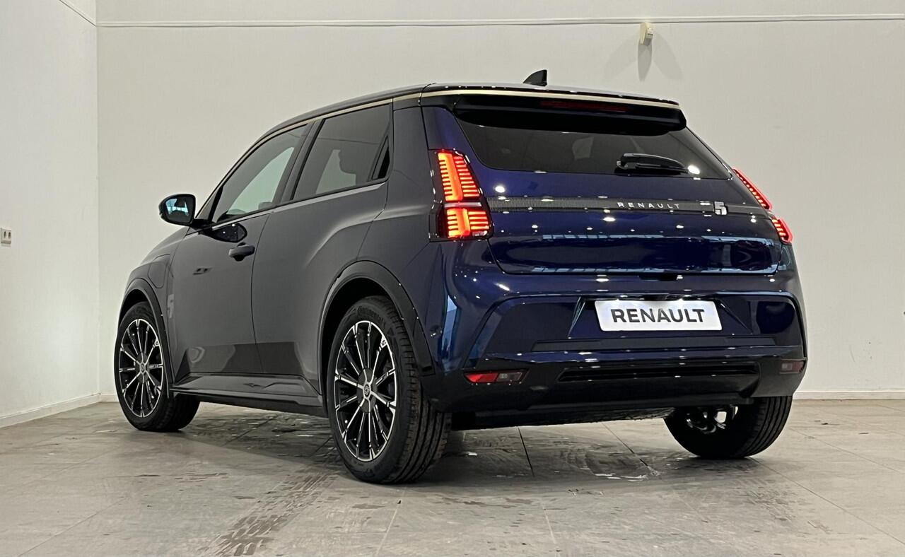 Renault 5 Iconic Cinq 52 kWh | Harman Kardon | Pack Safety & Advanced Driving Assist | Adapter V2L, energie naar extern apparaat | Van: ¤36.859,- nu rijklaar voor: ¤ 35.359,-