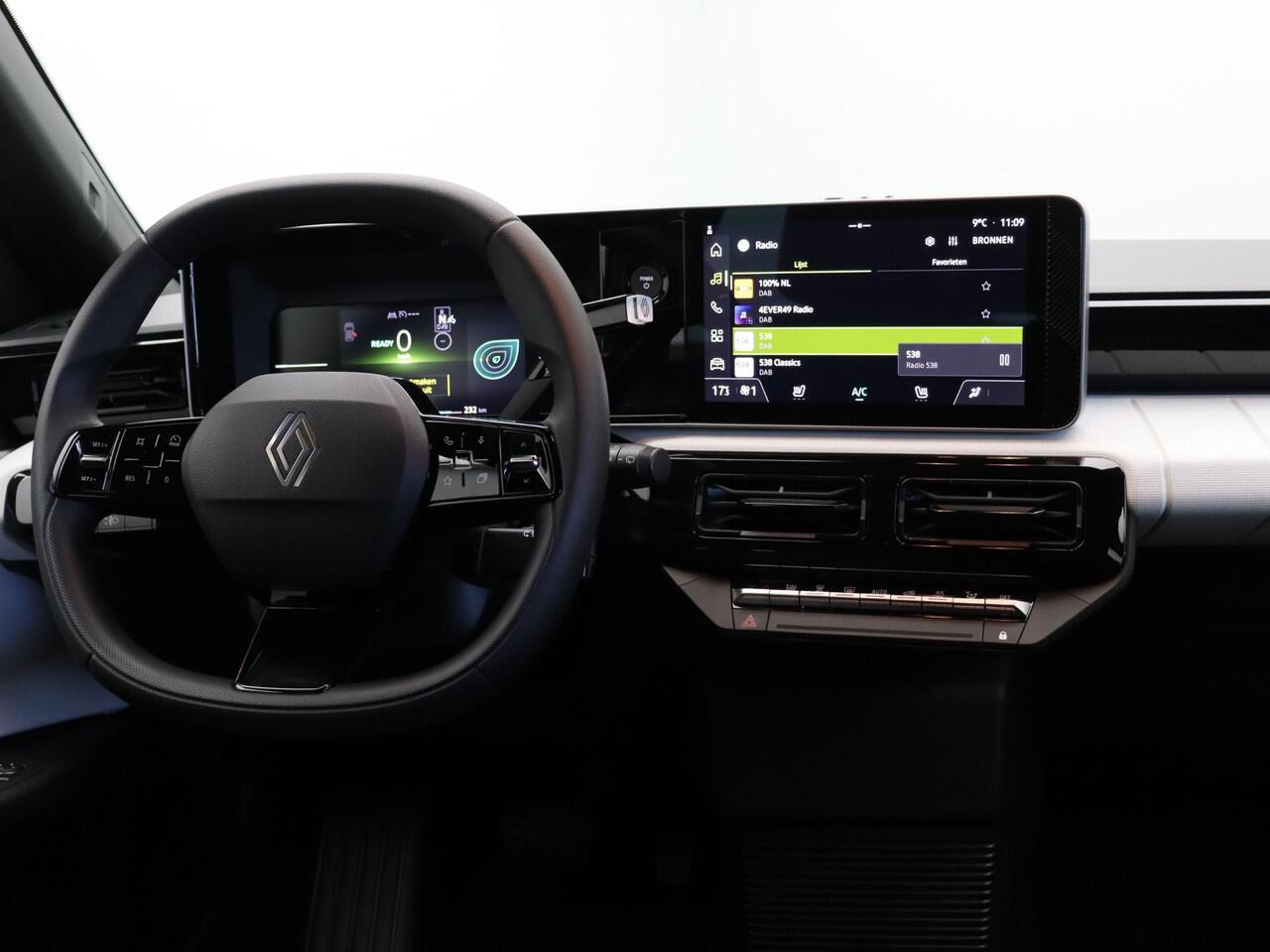 Renault 5 EVO Urban Range 120pk 40 kWh | Exclusief bij ABD | Vol opties | Sportief design | Carbon |