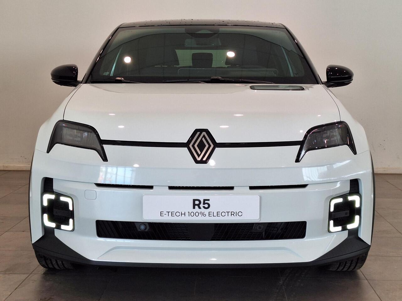 Renault 5 Urban Range Techno 40 kWh | Pack Winter | Pack Advanced Driving Assist | Van: ¤ 32.909,- nu rijklaar voor: ¤ 31.245,-