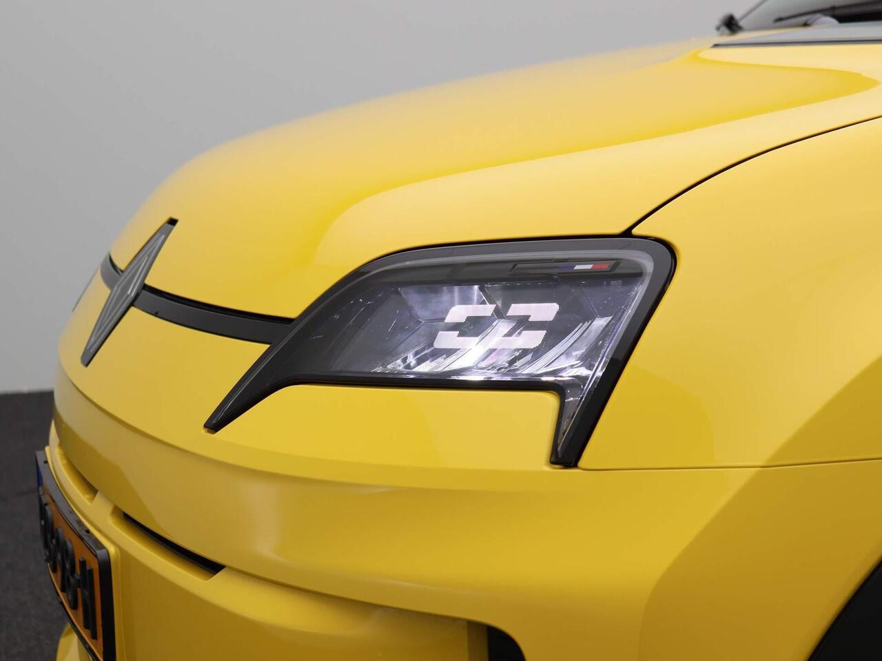 Renault 5 comfort range iconic cinq 52 kWh | Automaat | Achteruitrijcamera | Harman Kardon