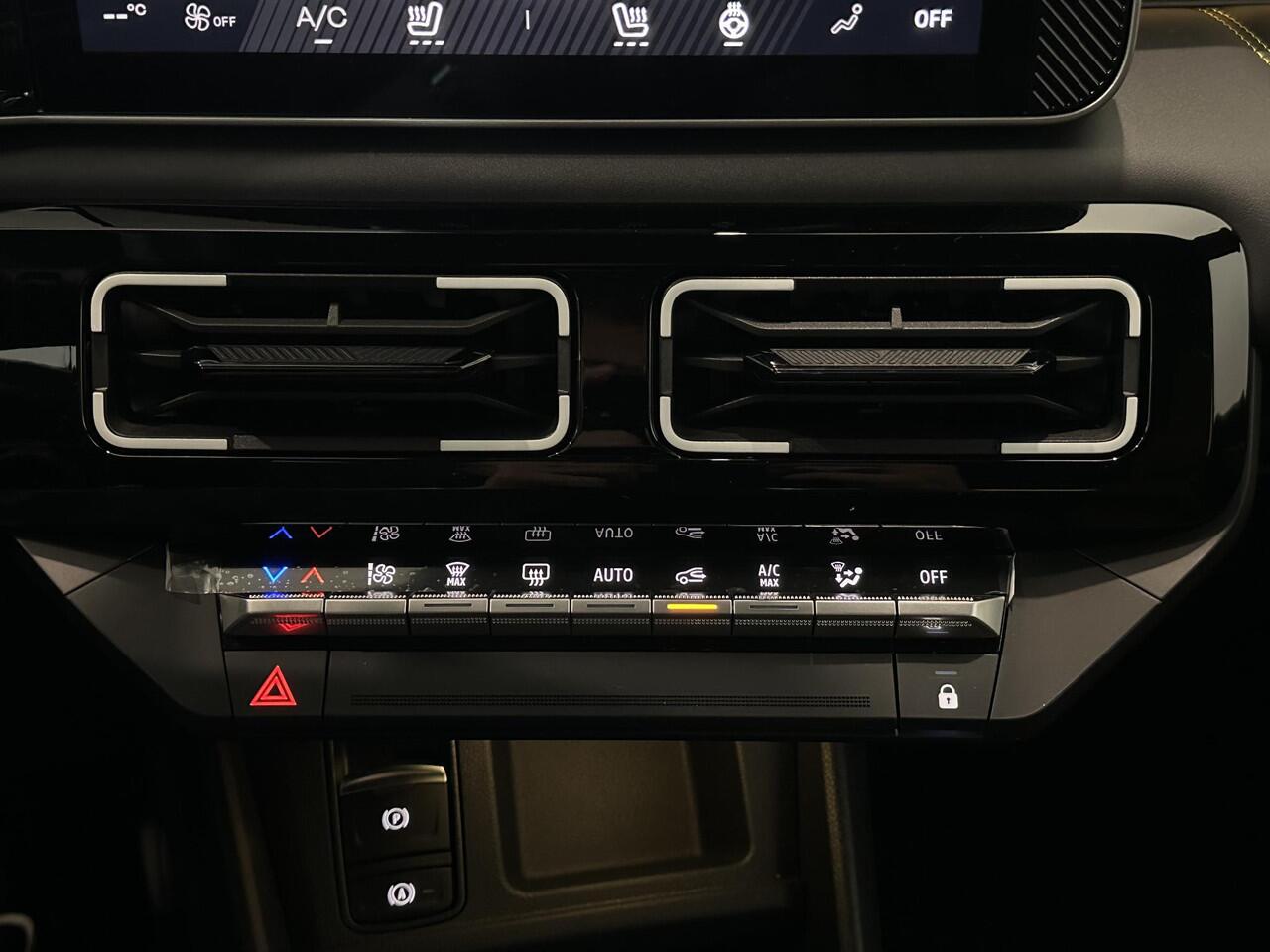 Renault 5 Urban Range Iconic Cinq 40 kWh | Harman Kardon | All season banden | Pack Safety & Advanced Driving Assist | Van: ¤ 33.959,- nu rijklaar voor: ¤ 32.459,-