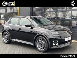 renault-5-e-tech-100--electric-nigh