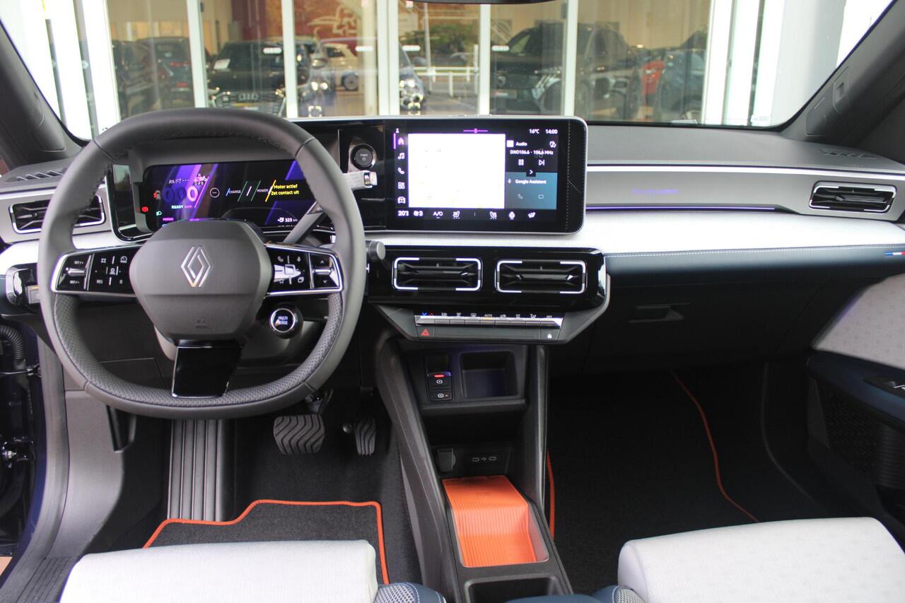 Renault 5 150PK COMFORT RANGE ROLAND-GARROS 52 kWh | NAVIGATIE SYSTEEM MET GOOGLE INTERGRATIE | HARMAN KARDON PREMIUM AUDIO | FULL LED KOPLAMPEN MET MICRO-OPTICS EN FRANSE VLAG | 10"R-LINK MULTIMEDIA | 18"GRONO LICHTMETALEN VELGEN | TWO-TONE CAROSSERIE KLEUR I.C.M.