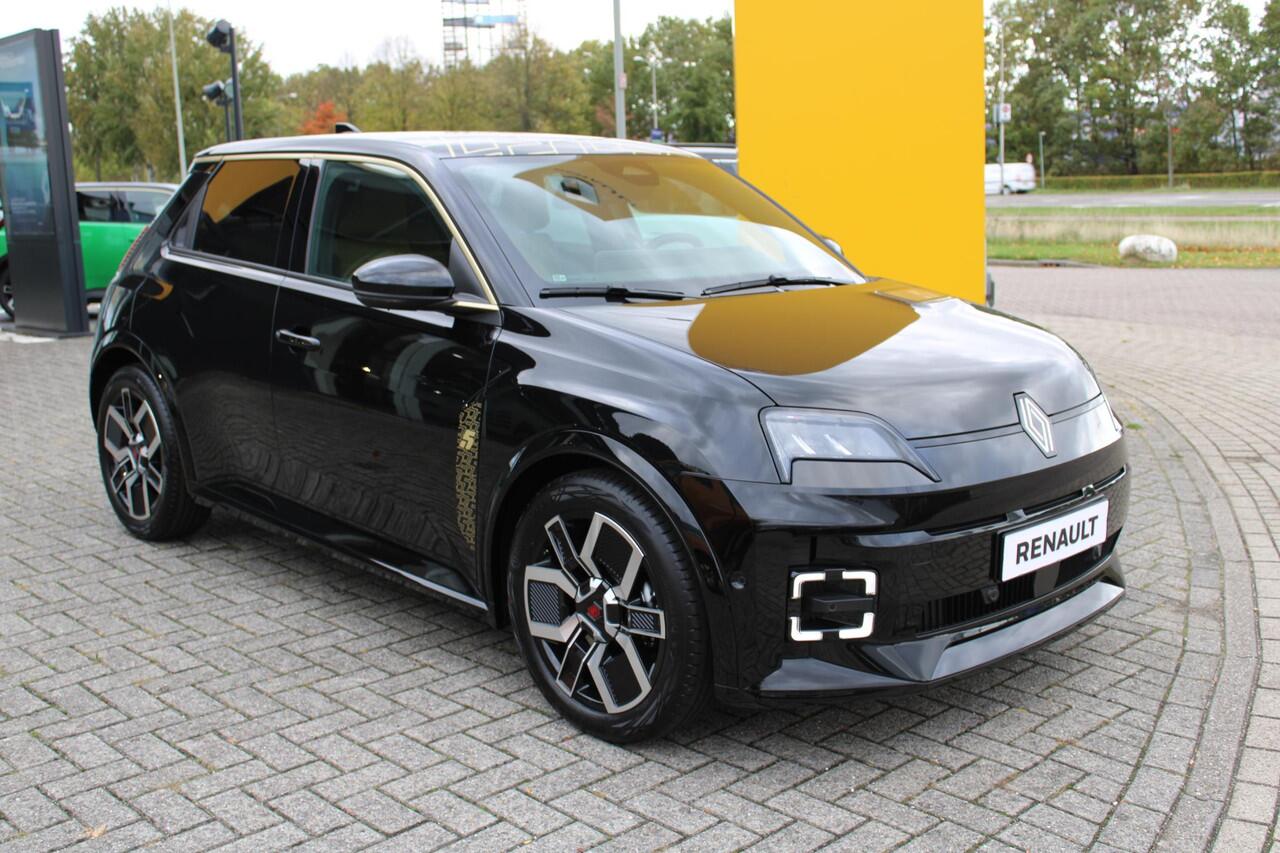 Renault 5 urban range iconic cinq 40 kWh | SPECIALE EINDEJAARSPRIJS! | Dakstriping | 18" "Techno" Velgen |