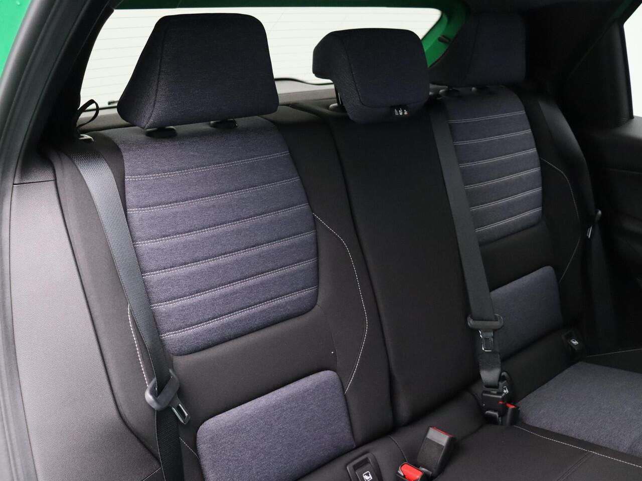 Renault 5 comfort range techno 52 kWh | Harman Kardon | Stoel- en stuurwielverwarming | Vierseizoenbanden | numbeR5 daksticker |