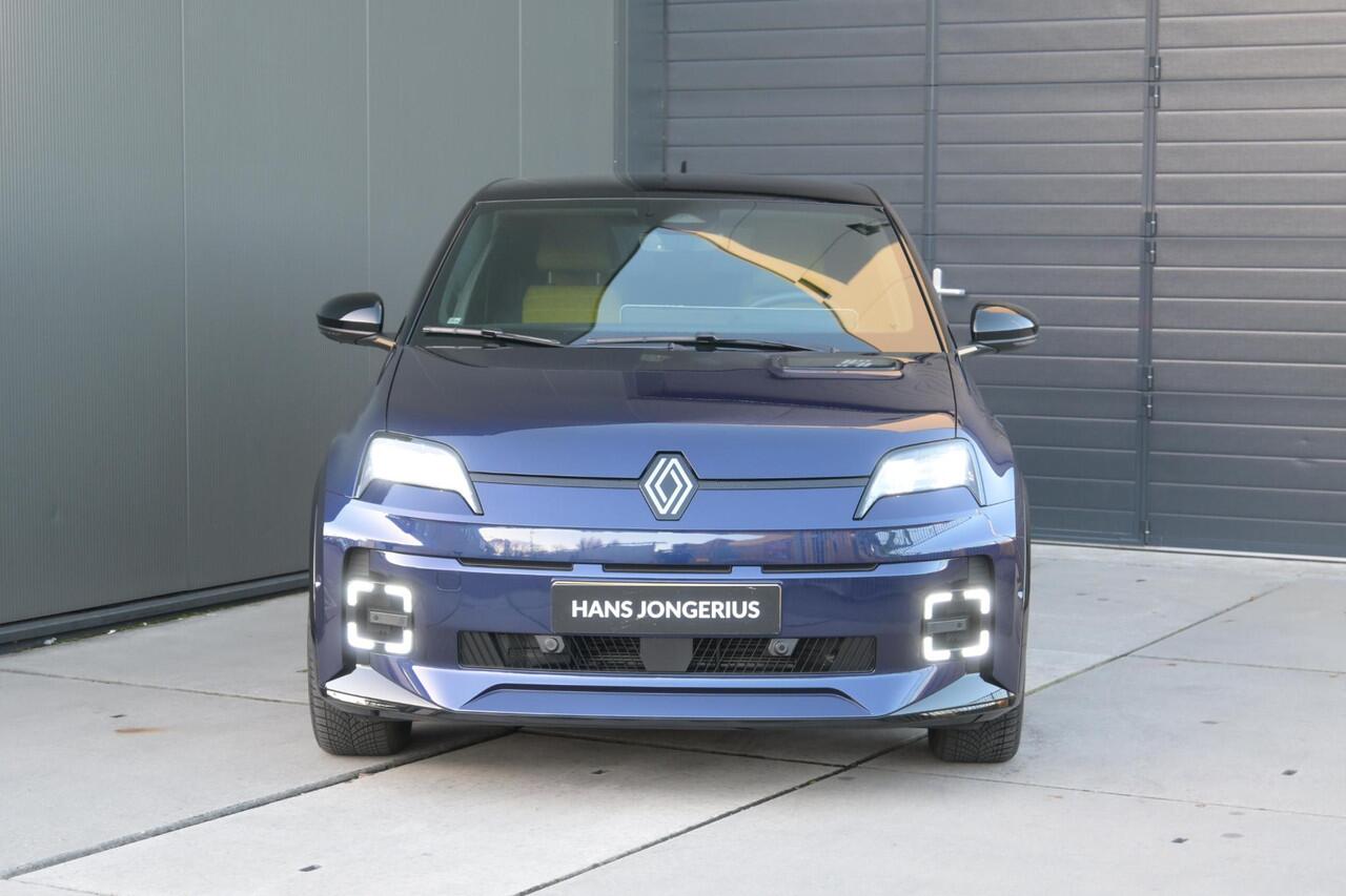 Renault 5 comfort range iconic cinq 52 kWh | STUUR/STOELVERWARMING | CAMERA | NAVI | ADAPT. CRUISE CONTROL | APPLECARPLAY/ANDROIDAUTO | ALL-SEASONBANDEN | CLIMATE CONTROL | PDC | LMV