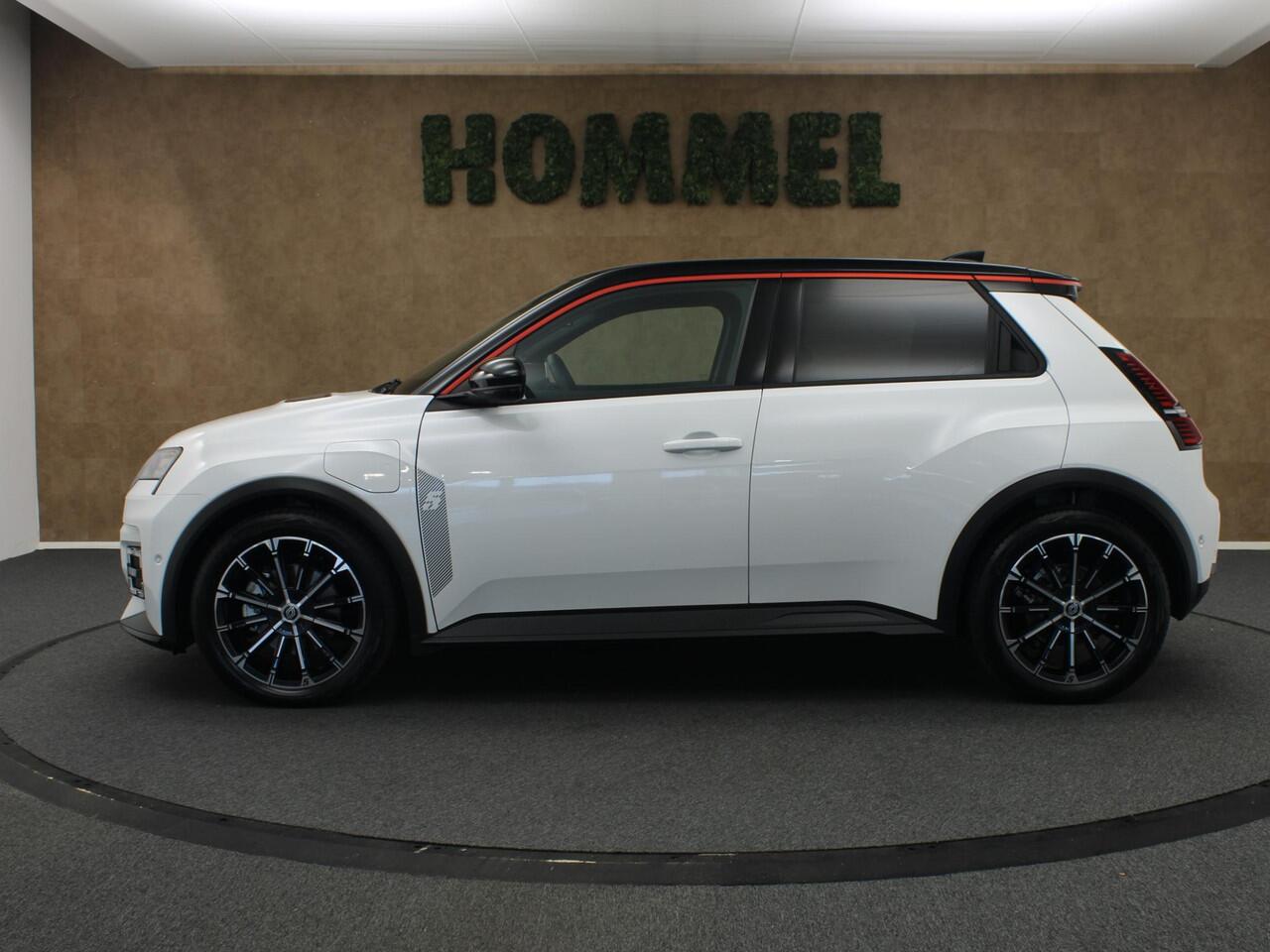 Renault 5 comfort range techno 52 kWh - SOH 99.8%!! - 3 FASE LADEN - AUTO VAN HET JAAR 2025 - DYNAMISCH RIJGEDRAG - PARKEERSENSOREN VOOR EN ACHTER - APPLE CARPLAY/ANDROID AUTO - NAVIGATIE - HARMAN/KARDON GELUIDSINSTALLATIE