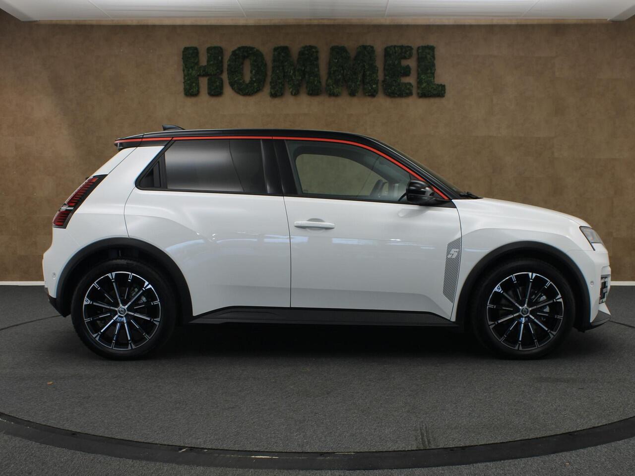 Renault 5 comfort range techno 52 kWh - SOH 99.8%!! - 3 FASE LADEN - AUTO VAN HET JAAR 2025 - DYNAMISCH RIJGEDRAG - PARKEERSENSOREN VOOR EN ACHTER - APPLE CARPLAY/ANDROID AUTO - NAVIGATIE - HARMAN/KARDON GELUIDSINSTALLATIE