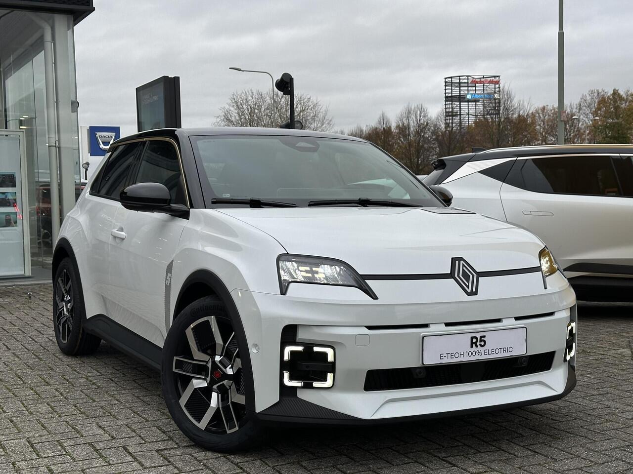 Renault 5 Techno Urban Range Techno 120 pk l Nog dit jaar uit voorraad leverbaar! l ¤ 1.700 voorraadvoordeel!