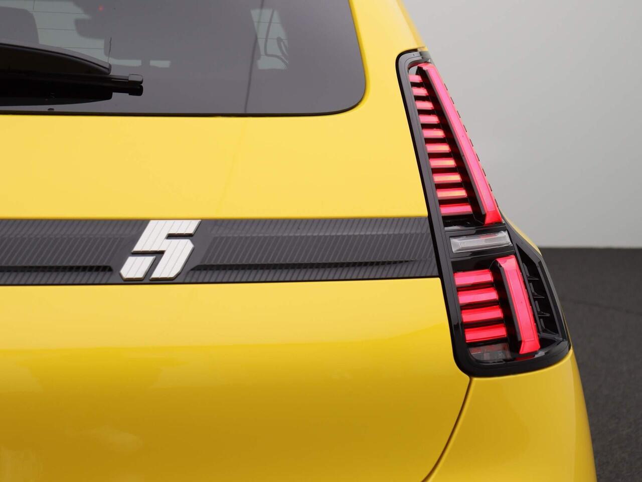 Renault 5 comfort range iconic cinq 52 kWh | Automaat | Achteruitrijcamera | Harman Kardon