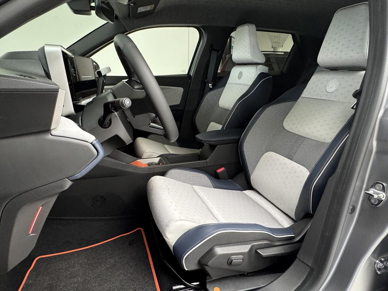 Renault 5 comfort range Roland-Garros 52 kWh | DEMO Beschikbaar 4-2026 | Navigatie | Achteruitrijcamera | Harman / Kardon | Adaptive Cruise Control | Stoel + Stuurverwarming | All-Season banden |