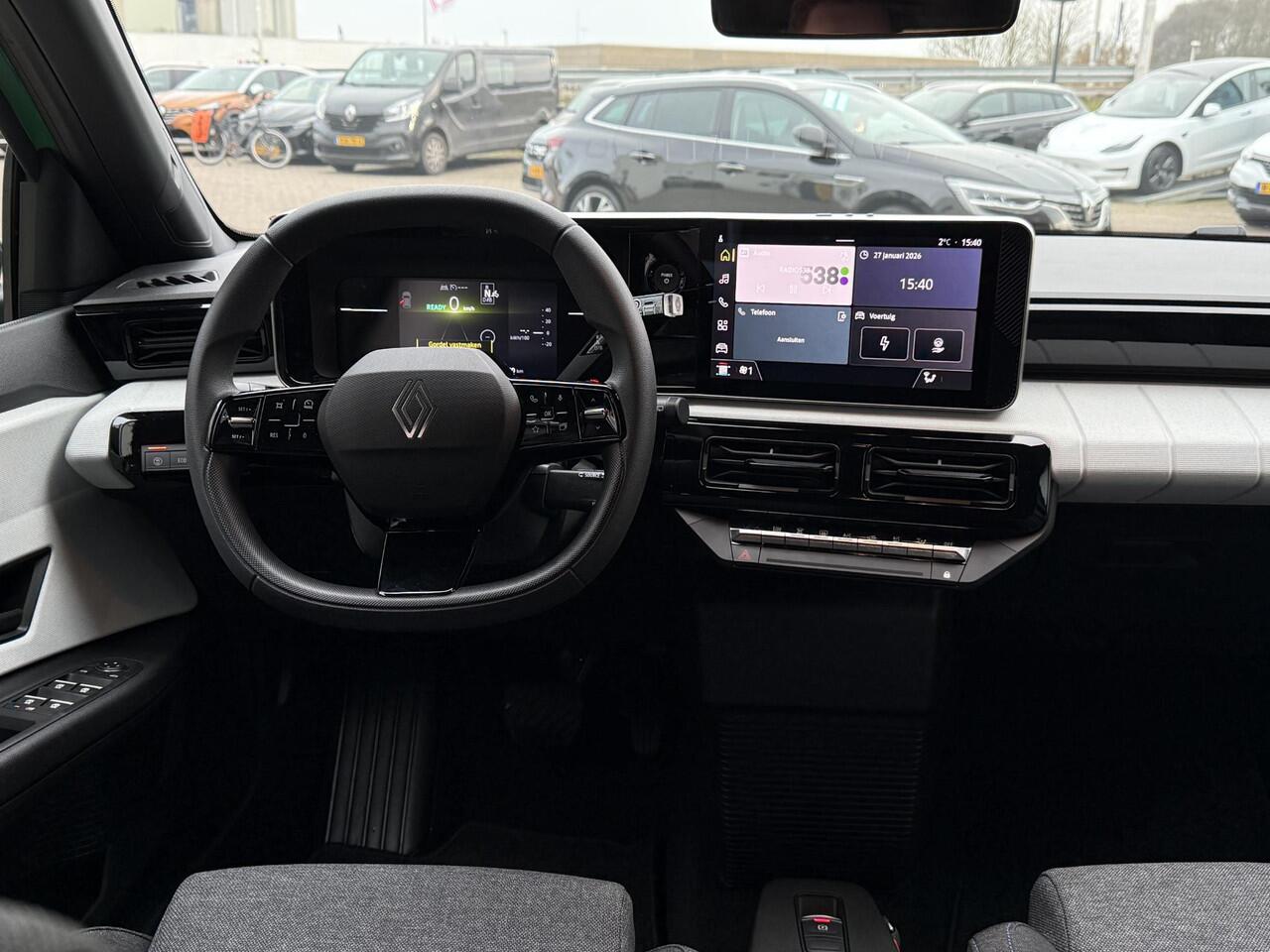 Renault 5 urban range FIVE Black Line 40 kWh | Demo |