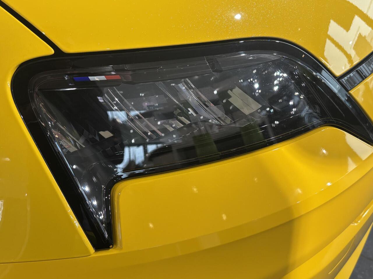 Renault 5 comfort range iconic cinq 52 kWh / PARKEERSENSOREN + CAMERA / STOEL- EN STUURVERWARMING / APPLE & ANDROID AUTO /