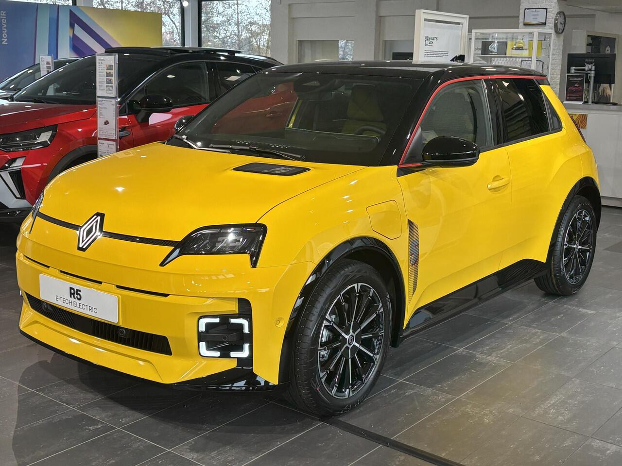 Renault 5 comfort range iconic cinq 52 kWh / PARKEERSENSOREN + CAMERA / STOEL- EN STUURVERWARMING / APPLE & ANDROID AUTO /