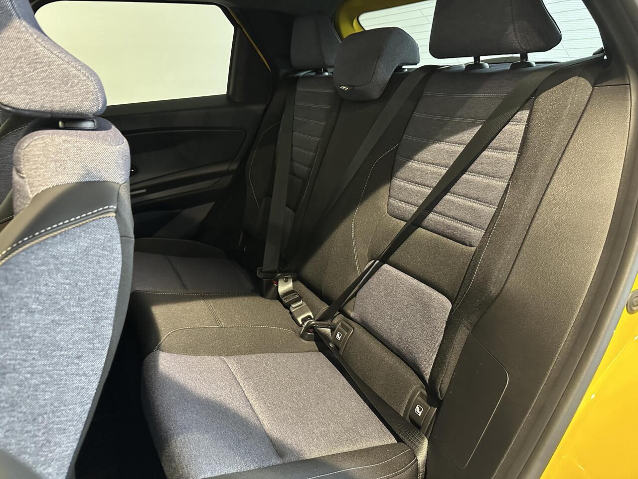 Renault 5 urban range techno 40 kWh NIEUW HOGE KORTING 5 JAAR/100.000km GARANTIE | PACK WINTER | PACK ADVANCED DRIVING ASSIST | ALL WEATHER BANDEN