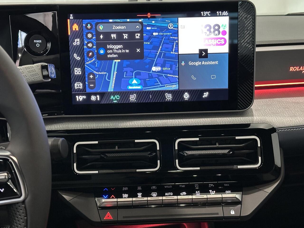 Renault 5 Comfort Range Roland Garros 52 kWh | Pack Safety & Advanced Driving Assist | Van: ¤ 37.859,- nu rijklaar voor: ¤36.559,-