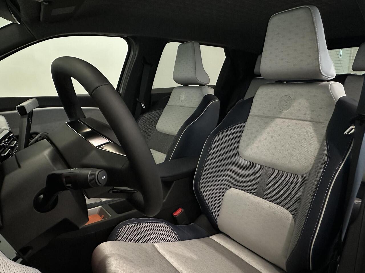 Renault 5 Comfort Range Roland Garros 52 kWh | Pack Safety & Advanced Driving Assist | Van: ¤ 37.859,- nu rijklaar voor: ¤36.559,-