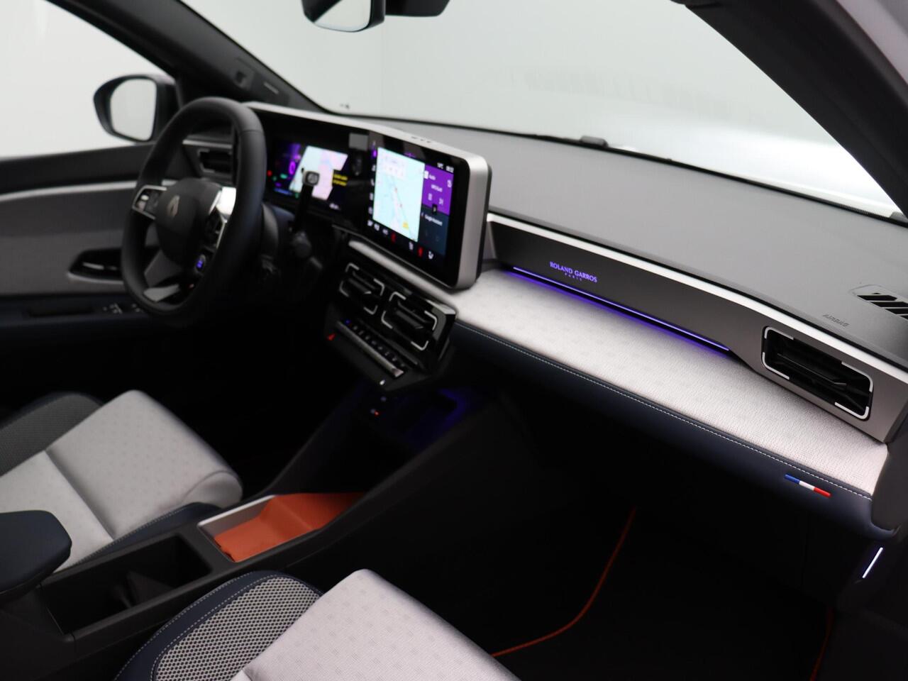 Renault 5 comfort range Roland-Garros 52 kWh | Harman kardon | Active driver assist | Blind spot warning |