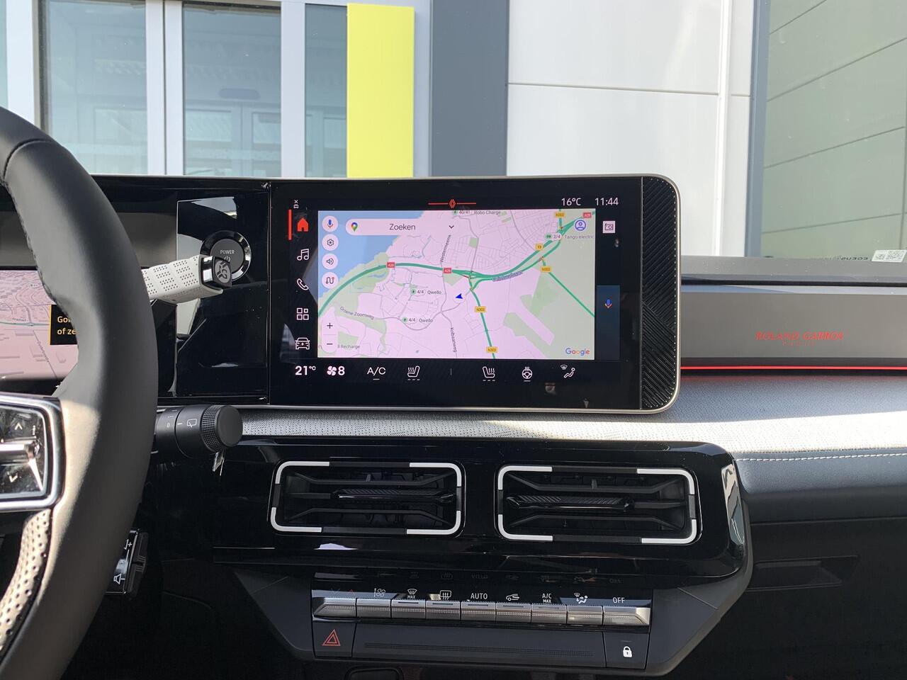 Renault 5 Comfort Range | Roland-Garros 52 kWh | Pack safety & Advanced driving assist | Voorraad