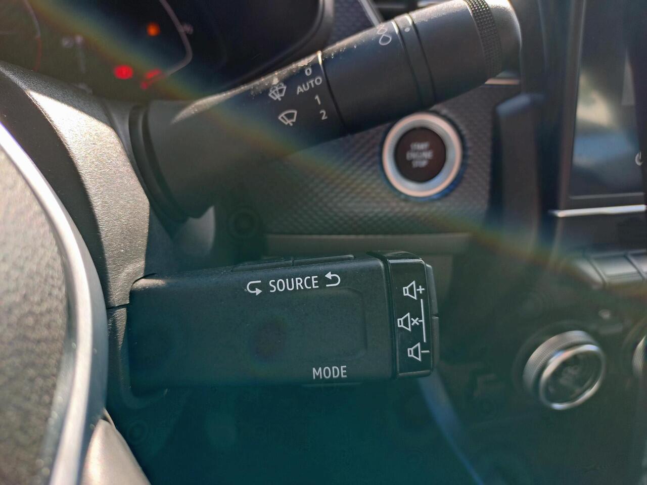 Renault Arkana 1.6 E-Tech Hybrid 145 Zen / CLIMATE CONTROL / APPLE & ANDROID CARPLAY / TREKHAAK / KEYLESS ENTRY