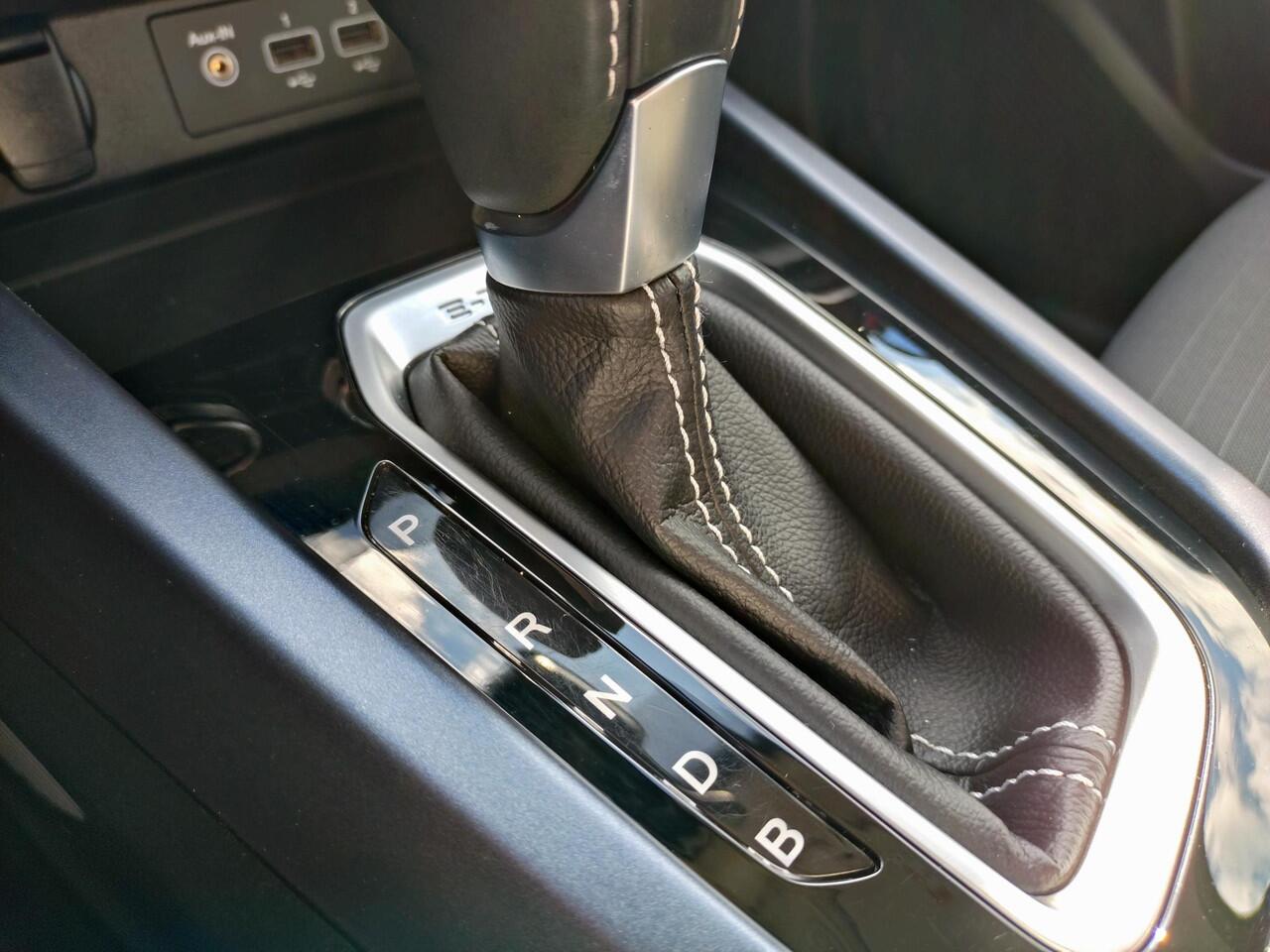 Renault Arkana 1.6 E-Tech Hybrid 145 Zen / CLIMATE CONTROL / APPLE & ANDROID CARPLAY / TREKHAAK / KEYLESS ENTRY