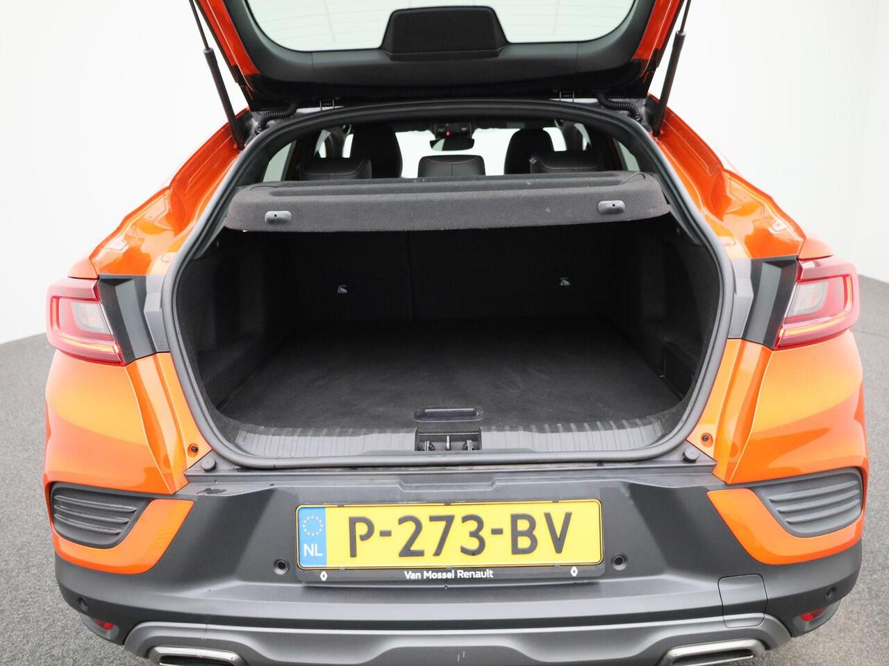 Renault Arkana 1.6 E-Tech Hybrid 145 R.S. Line | Adaptieve Cruise Control incl. Stuurhulp | BOSE Premium Sound | Lederen Bekleding | Stoel- & Stuurwielverwarming | Camera | Blind Spot Warning | PDC Rondom | Elektrisch Verstelbare Stoelen | Keyless | Apple Carplay & And