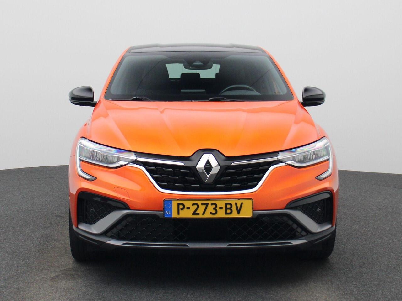 Renault Arkana 1.6 E-Tech Hybrid 145 R.S. Line | Adaptieve Cruise Control incl. Stuurhulp | BOSE Premium Sound | Lederen Bekleding | Stoel- & Stuurwielverwarming | Camera | Blind Spot Warning | PDC Rondom | Elektrisch Verstelbare Stoelen | Keyless | Apple Carplay & And
