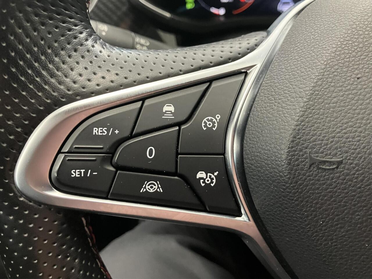 Renault Arkana 1.6 E-Tech Hybrid 145 R.S. Line / Lederen Bekleding / Stoelverwarming / Navigatie / Camera / Elektrisch Verstelbare Stoel /