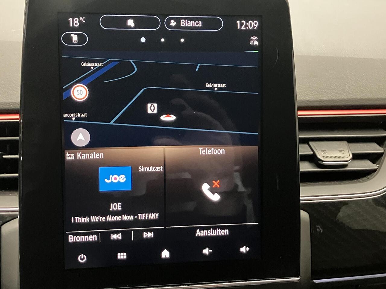 Renault Arkana 1.6 E-Tech Hybrid 145 R.S. Line / Lederen Bekleding / Stoelverwarming / Navigatie / Camera / Elektrisch Verstelbare Stoel /