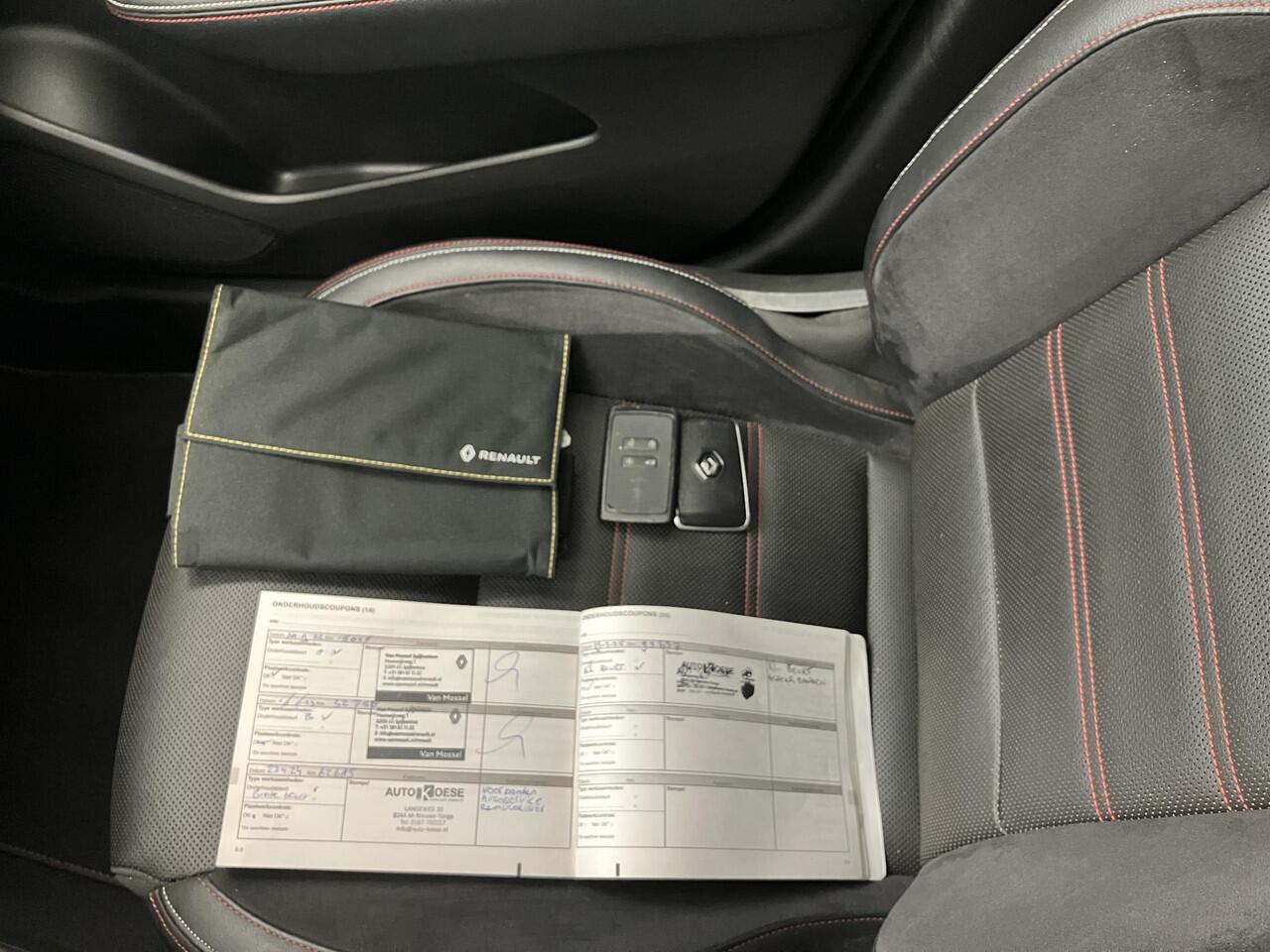 Renault Arkana 1.6 E-Tech Hybrid 145 R.S. Line / Lederen Bekleding / Stoelverwarming / Navigatie / Camera / Elektrisch Verstelbare Stoel /