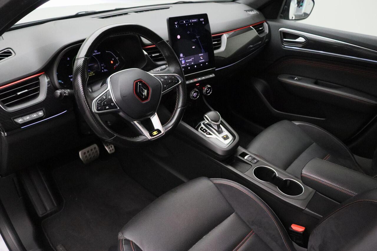 Renault Arkana 1.6 E-Tech Hybrid 145 R.S. Line 2021 | Navigatie | Cruise Control Adaptief | Verwarmde Voorstoelen | Bose Audio | Draadloze Telefoon Lader | Achteruitrij Camera | 2 Sleutels | NAP