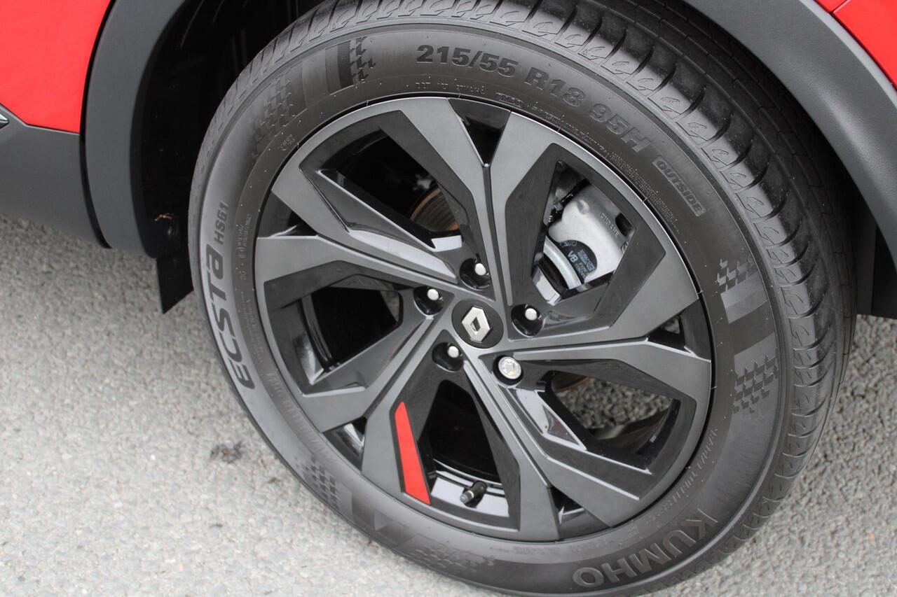 Renault Arkana 1.6 E-Tech Hybrid 145 R.S. Line | ELEKTR. WEGKLAPBARE TREKHAAK | BLIND SPOT | CAMERA | PARKEERSENSOREN V+A | ADAPT. CRUISE CONTROL | CLIMATE CONTROL | CARPLAY