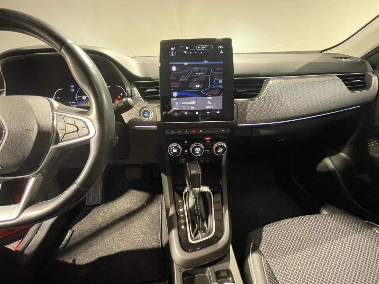 Renault Arkana 1.6 E-Tech Hybrid 145 Intens | Stoelverwarming | Navigatie | Achteruitrijcamera | Apple CarPlay / Android Auto |