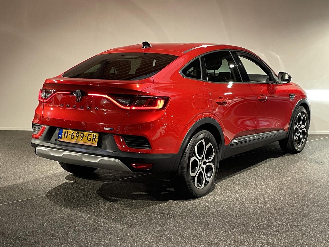 Renault Arkana 1.6 E-Tech Hybrid 145 Intens | Stoelverwarming | Navigatie | Achteruitrijcamera | Apple CarPlay / Android Auto |