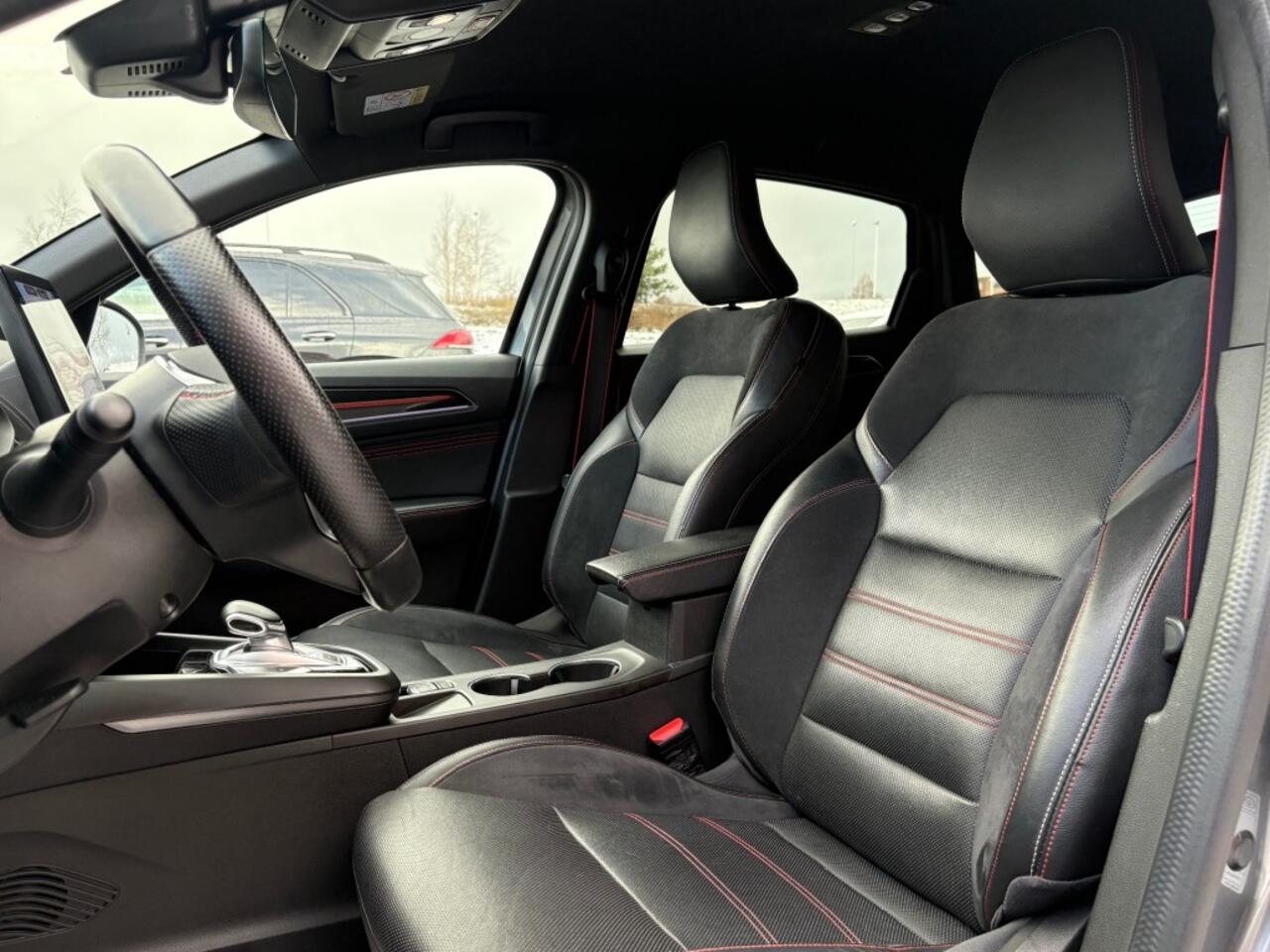 Renault Arkana 1.6 E-TECH HYBRIDE RS-LINE AUTOMAAT LEER ELK. STOELEN NAVI CAMERA AIRCO ELK. SPIEGELS