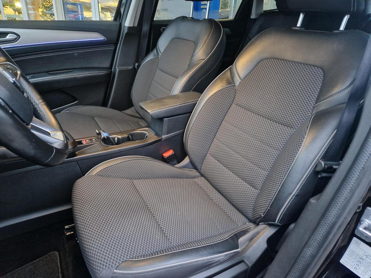 Renault Arkana 1.6 E-Tech Hybrid 145 Intens | Pack Winter | Trekhaak | Parking Pack | Dodehoek detectie | Adaptive cruise | 18 inch LMV | 1e Eigenaar