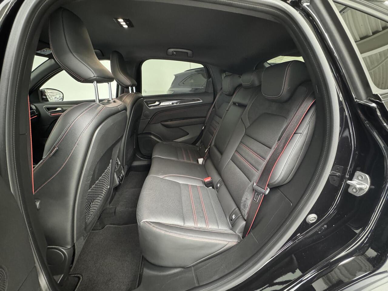 Renault Arkana 1.3 TCe 140 EDC R.S. Line | Navigatie | BOSE-Audiosysteem | Achteruitrijcamera | Stoel + stuurverwarming | Trekhaak |