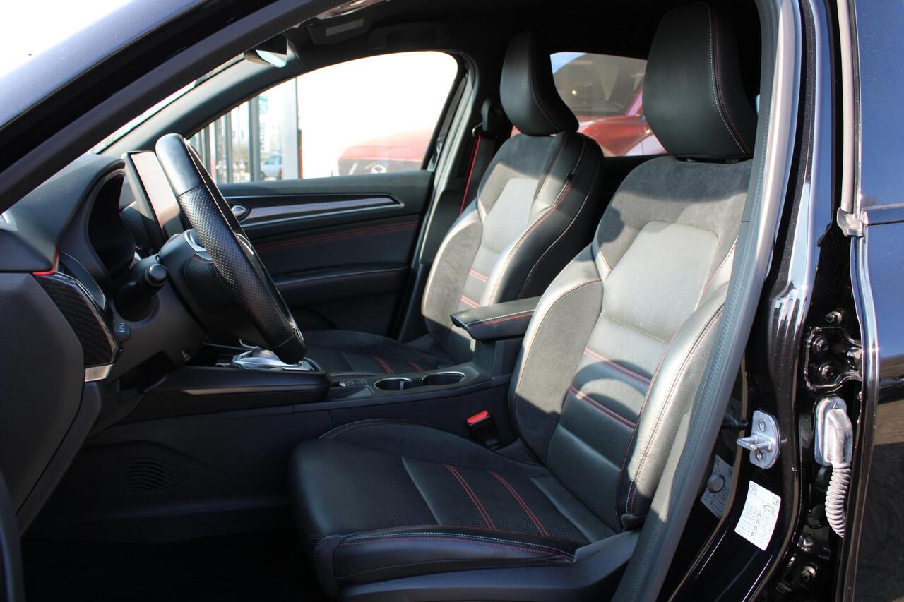 Renault Arkana 1.6 E-Tech Hybrid 145 R.S. Line , Automaat, 18 inch LMV, Leder, Camera, Clima, Navi, Adapt. Cruise, Stuur en stoelverw, PDC, LKA, Parkeerhulp, Dode hoek detectie, Active Brake