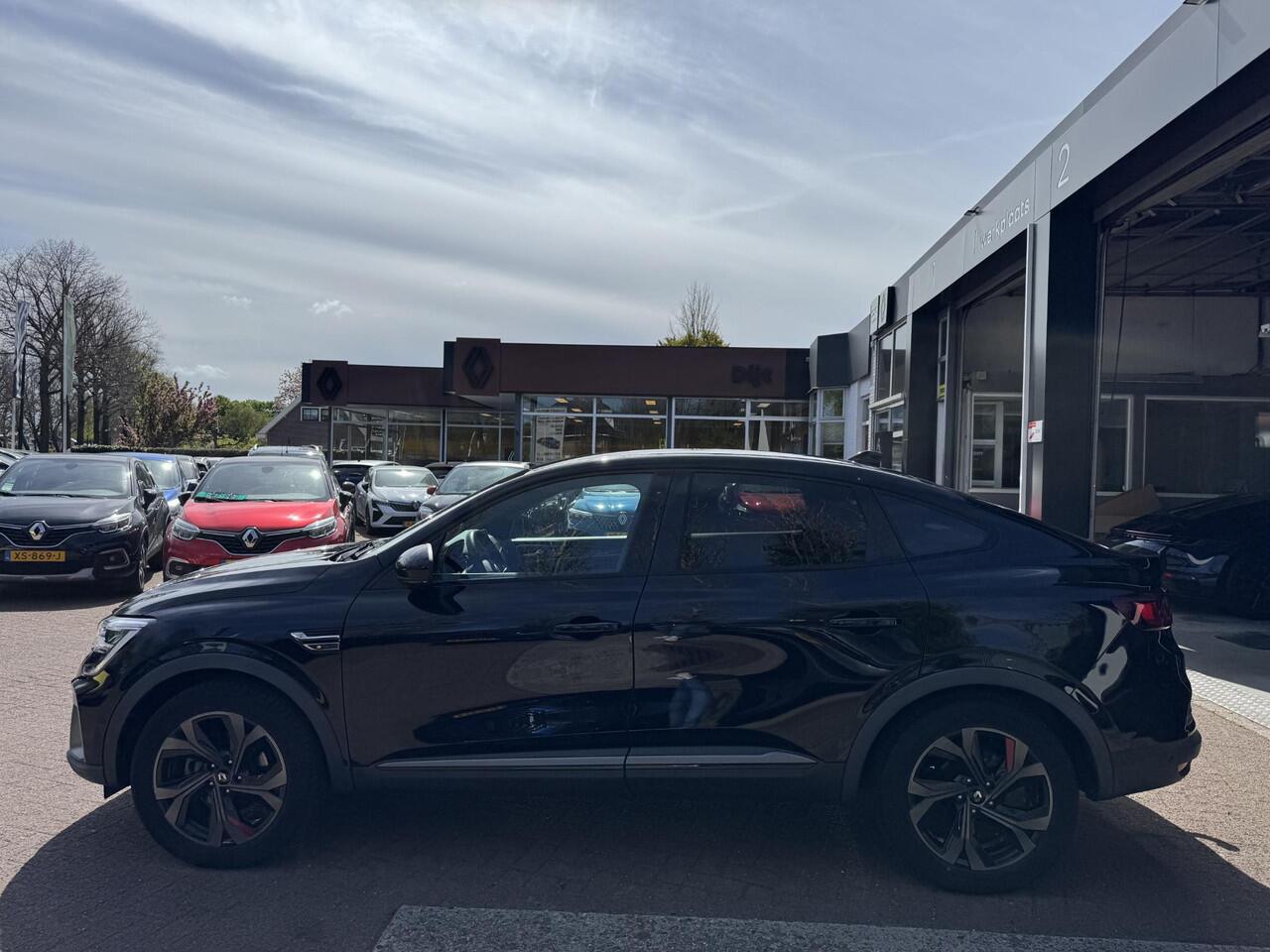 Renault Arkana 1.6 E-Tech full hybrid 145 RS-Line