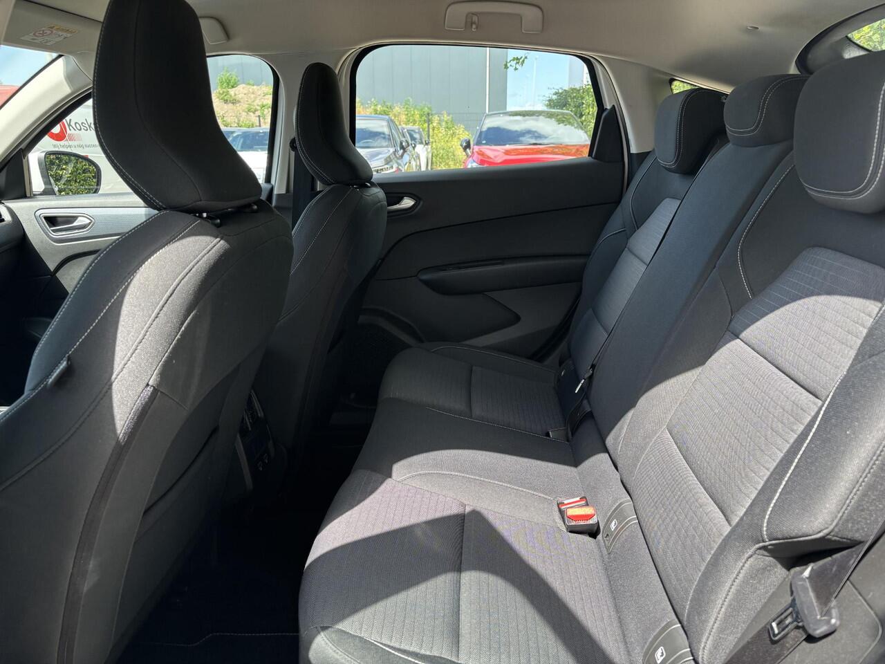 Renault Arkana 1.6 E-Tech Hybrid 145 Zen | Camera | Clima | Carplay Navigatie |