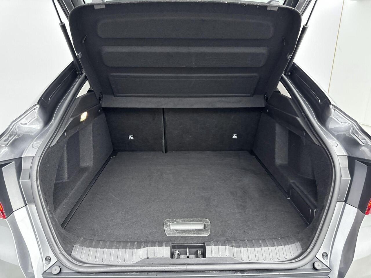 Renault Arkana 1.6 E-Tech Hybrid 145Pk Intens | Navigatie | Apple & Android Carplay | Parkeersensoren Voor & Achter | Achteruitrijcamera | Climate Control | Privacy Glass | Adaptieve Cruise Control & Snelheidsbegrenzer | Trekhaak |