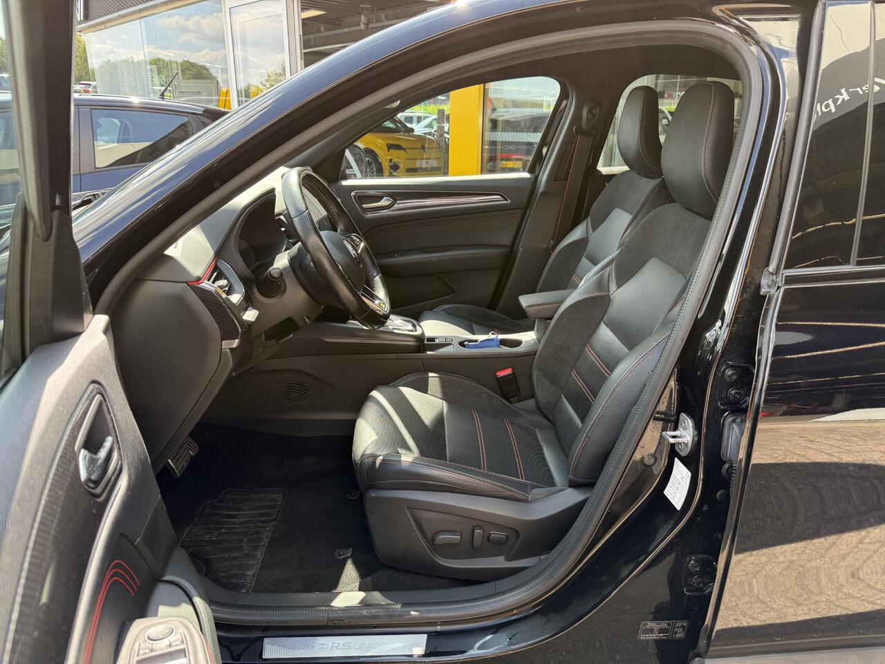 Renault Arkana 1.6 E-Tech Hybrid 145 R.S. Line | Navigatie | 360° graden camera | Climate Control | Leder | Cruise Control adaptief | Parkeersensoren | Stoel & stuur verwarming |