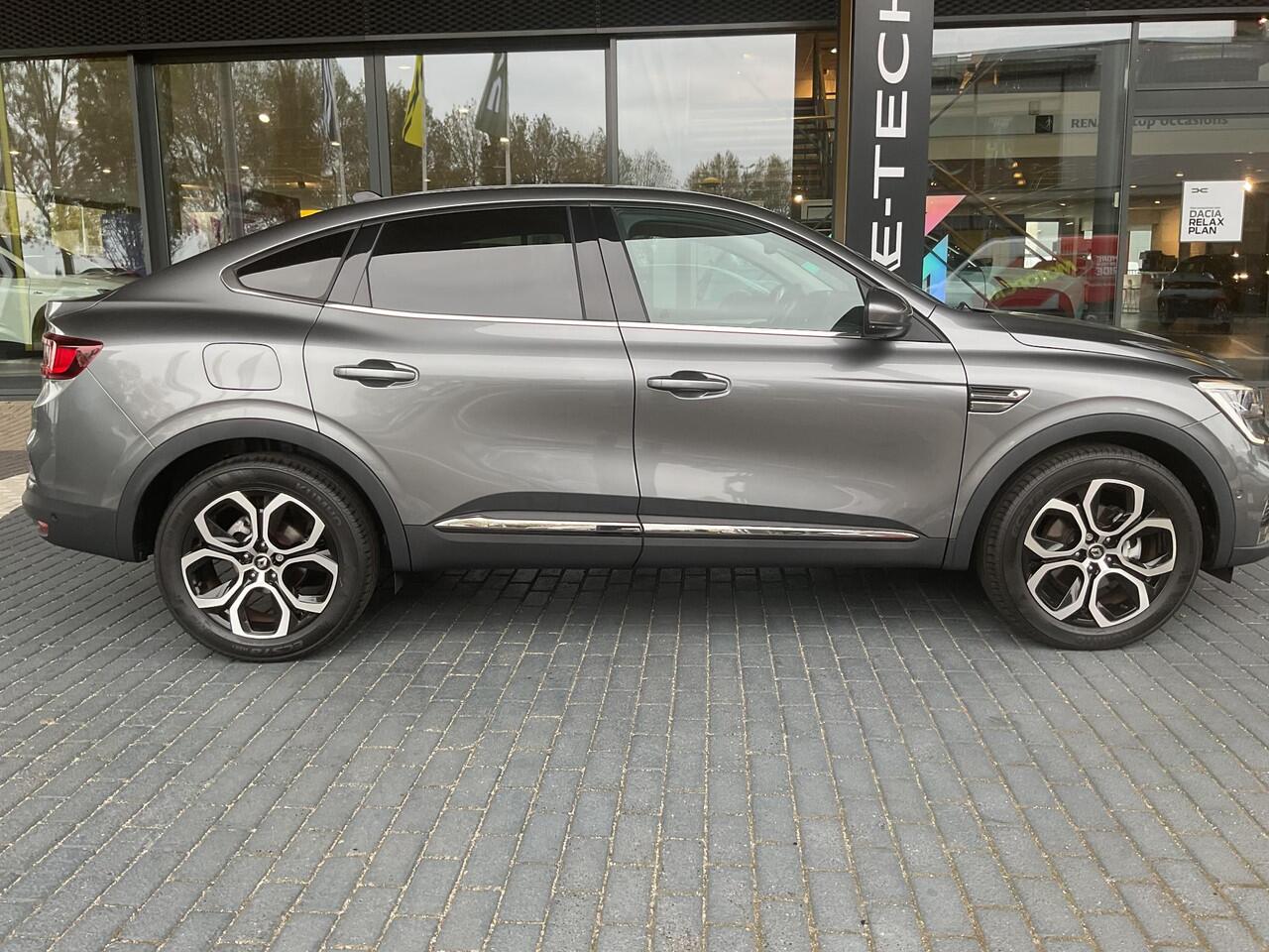 Renault Arkana 1.6 E-Tech Hybrid 145 Intens AUTOMAAT / PARKEERSENSOREN + CAMERA / LICHTMETAAL / CLIMATE CONTROL / ADAPTIEVE CRUISE CONTROL / DEALER ONDERHOUDEN!!