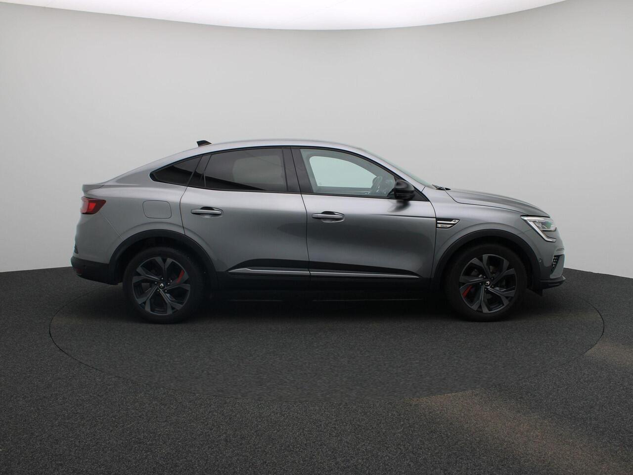 Renault Arkana 1.6 E-Tech Hybrid 145 R.S. Line | Lederen Bekleding | Adaptieve Cruise Control | Stoel- & Stuurwielverwarming | Camera | Blind Spot Warning | PDC Rondom | Elektrisch Verstelbare Stoelen | Keyless | LED Pure Vision | Apple Carplay & Android Auto