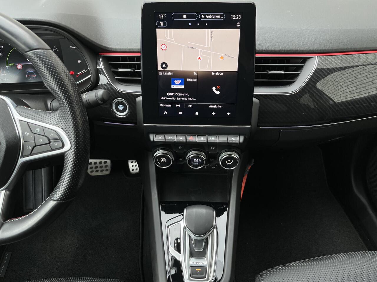 Renault Arkana 1.6 E-Tech Hybrid 145 R.S. Line | Afneembare Trekhaak | All-Season banden | Stoelverwarming | Achteruitrijcamera