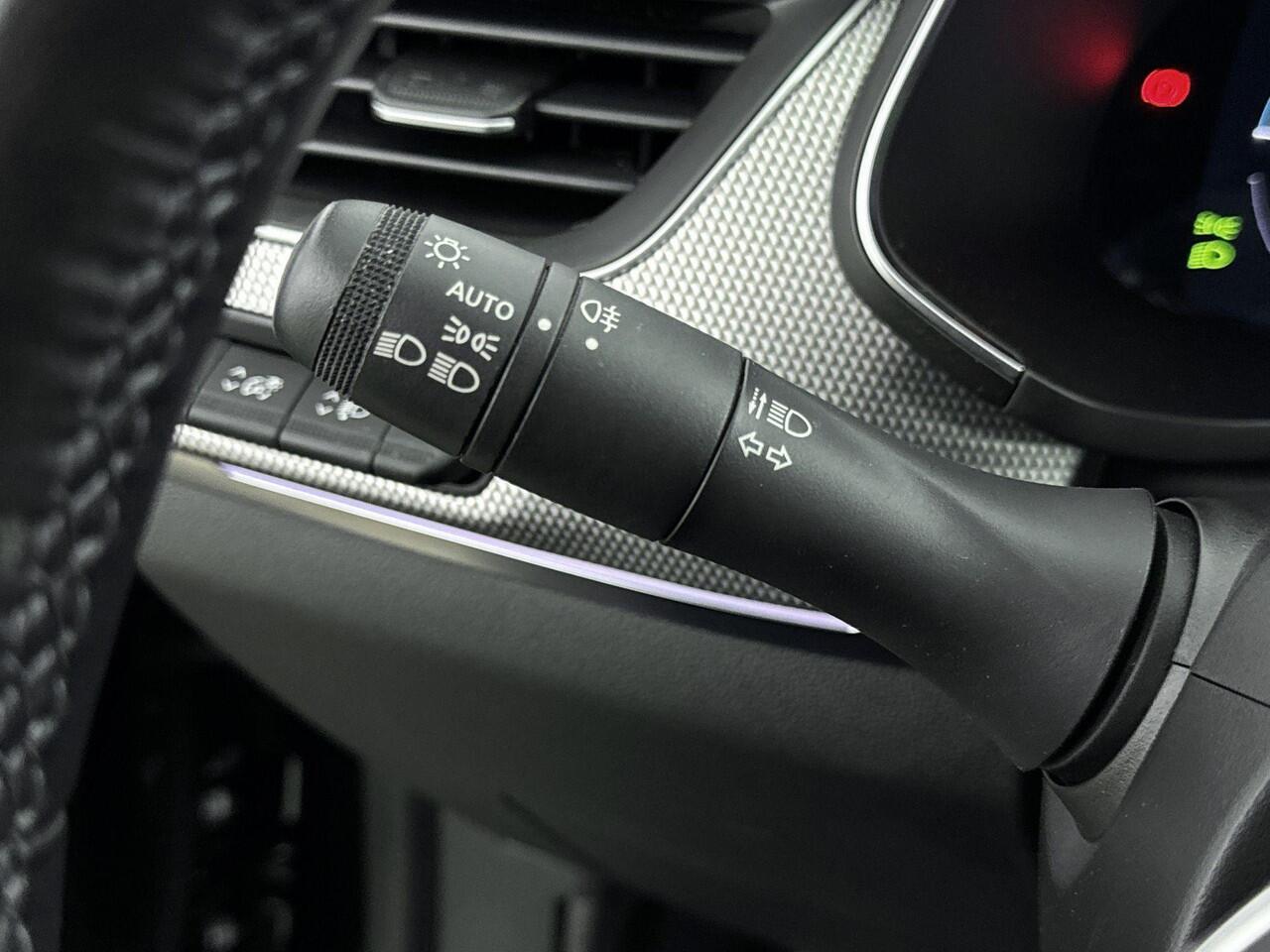 Renault Arkana 1.6 E-Tech Hybrid 145Pk Intens | Navigatie met 10" Touchscreen | Climate Control | Cruise Control Adaptief | Apple Carplay/Android Auto | 18 Inch Lichtmetalen Velgen incl. All Season | Blind Spot Warning |