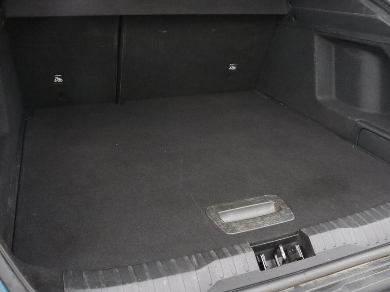 Renault Arkana 1.6 E-Tech Hybrid 145 R.S. Line | Panoramadak | Trekhaak | 360 Camera | Adaptive cruise | Stoelverwarming | Leder/Alcantara | Keyless | Full LED | Carplay | Park Assist | Stuurverwarming