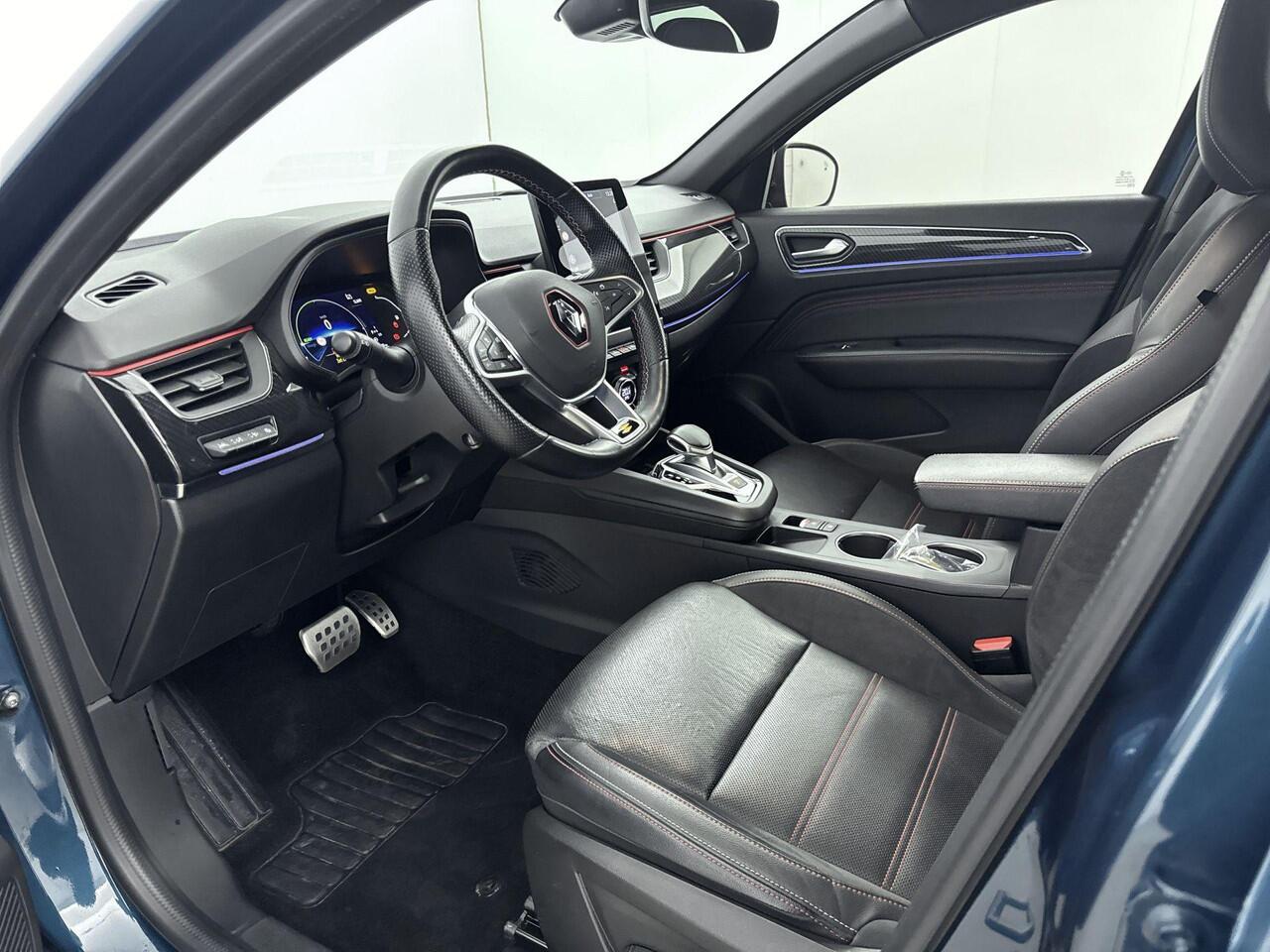 Renault Arkana 1.6 E-Tech Hybrid 145 R.S. Line | Verwarmde voorstoelen | Apple CarPlay & Android Auto | Climate control | Adaptieve cruisecontrol